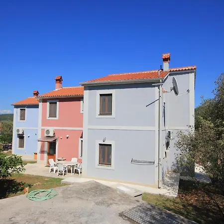 아파트 By The Sea Ilovik, Losinj - 8075 *