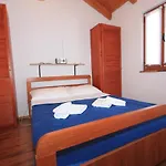 By The Sea Ilovik, Losinj - 8075 Apartman *